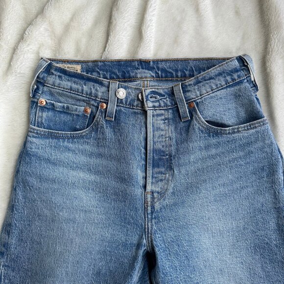 Levi's 501® Original Fit Women's Jeans - Picture 13 of 14